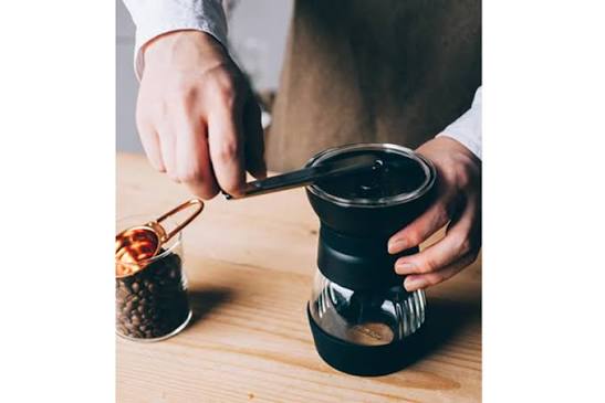 Hario Skerton PRO hand grinder MMCS-2B